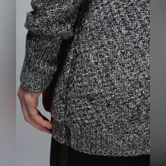 Lululemon Post Practice Cardigan - Picture 10 of 16